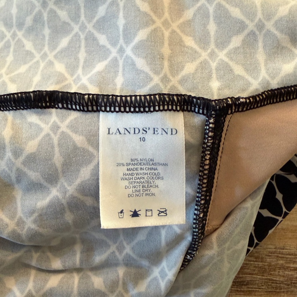 Lands' End Tankini Black and White Geometric Halter Top Skirted Swim Set, Sz 10 - Picture 3 of 15
